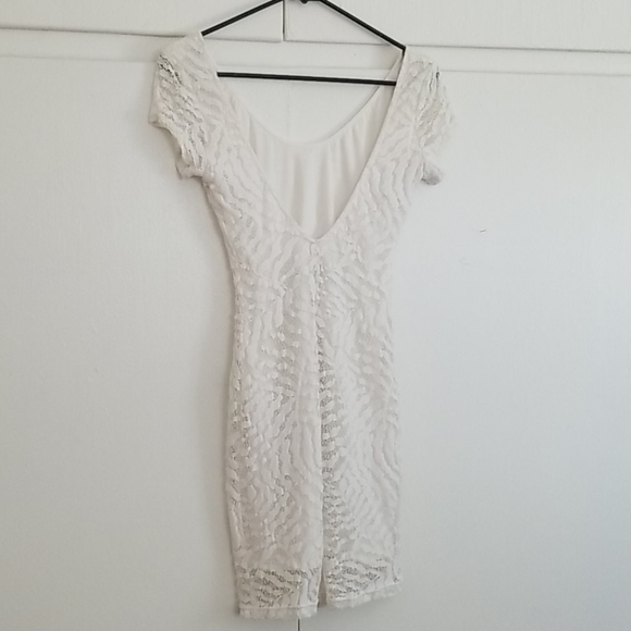 White lace bodycon mini dress - Picture 6 of 7